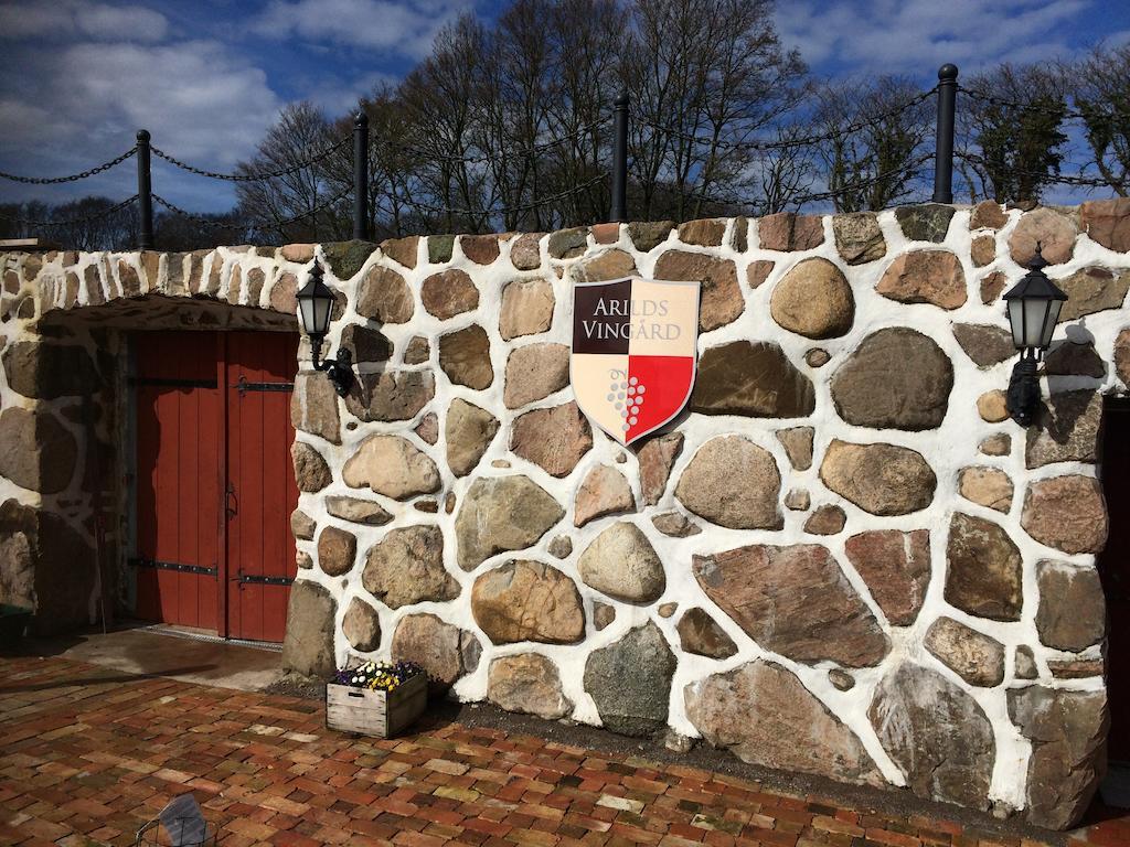 Arilds Vingard Bed & Breakfast エクステリア 写真